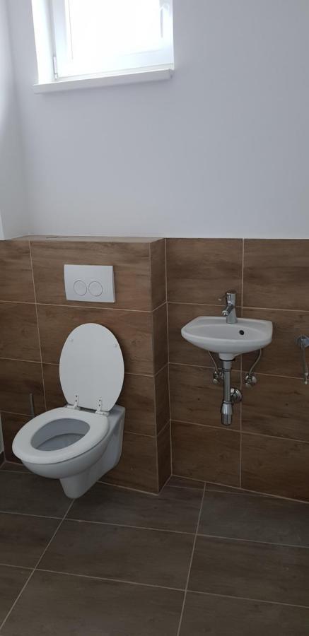 מורביש אם סי Zentrum 2 Moerbisch מראה חיצוני תמונה